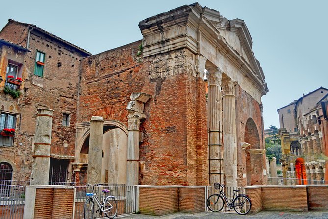 Roman Evening Food & Wine Tour in the Jewish Ghetto and Campo Marzio - The Experience of a Small Group with Expert Guides