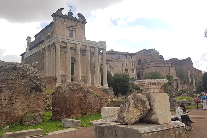 Roman Forum and Imperial Forums - a journey into the heart of Ancient Rome - The Experience of the Guide: Expert and Insightful