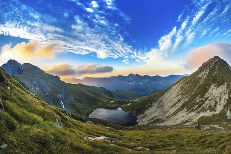 Romania: 3-Day Carpathian Mountains Hiking Tour - Trails Tailored to Your Experience Level