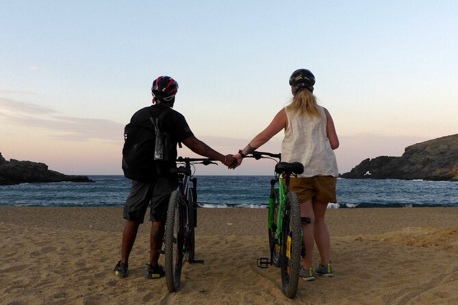 Romantic Cycling Tour with Private Picnic at the beach - Sunset Picnic and Relaxation at Fokos Beach