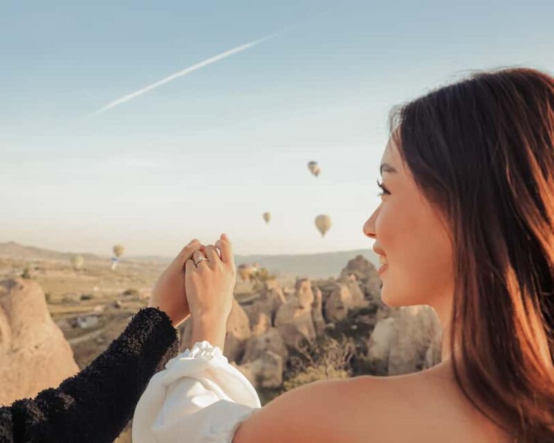 Romantic Dinner in Cappadocia's Hidden Valley - Sunset Views Over Fairy Chimneys: A Natural Spectacle