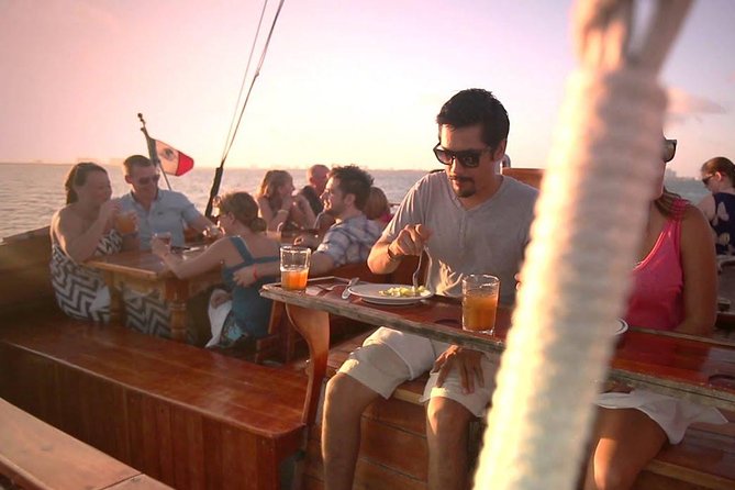 Romantic Dinner on a Spanish Galeon in Cancun - Practical Tips and Considerations