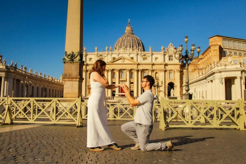 Romantic experience in Rome: photo tour and surprise proposal - Key Points