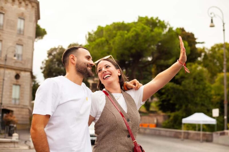 Romantic experience in Rome: photo tour and surprise proposal - The Surprise Marriage Proposal: Seamless and Personal