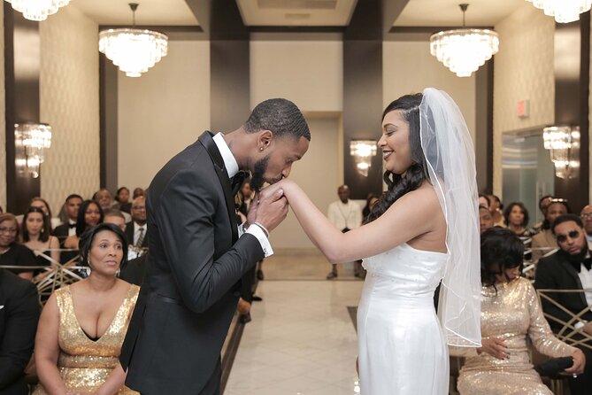 Romantic Las Vegas Wedding Package - A Dream Wedding Set in the Heart of Las Vegas