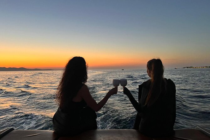 Romantic Luxury Sunset Boat Tour with Aperol Spritz - Italian and Croatian Serenades to Set the Mood