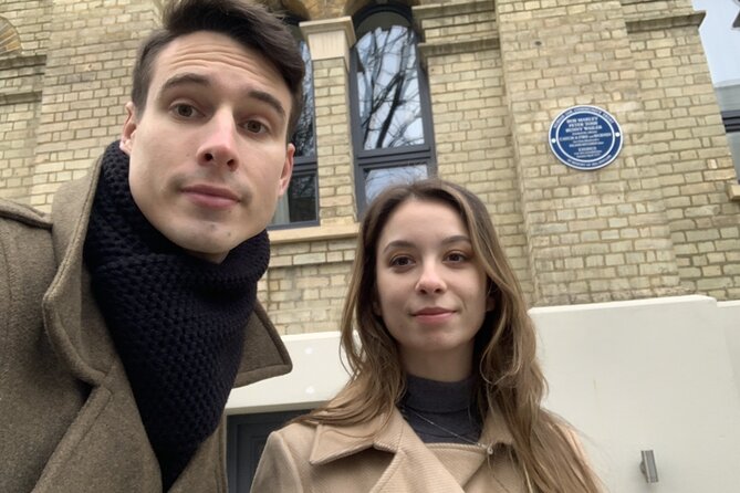 Romantic Notting Hill: Self-Guided Love Story Puzzle Walk - Explore Notting Hill with a Self-Guided Love Story Puzzle Walk for Under $10