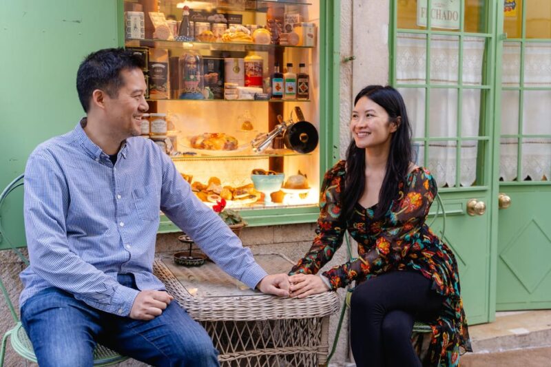 Romantic Photoshoot Experience for Couples in Lisbon - The Photographer’s Approach: Friendly and Knowledgeable