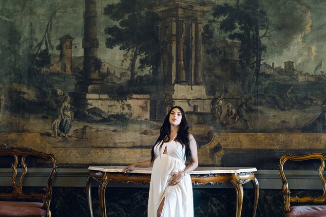 Romantic Photoshoot in Venice - Meeting Location and Accessibility in Venice