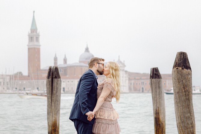 Romantic Photoshoot in Venice - Who Will Enjoy This Experience Most?