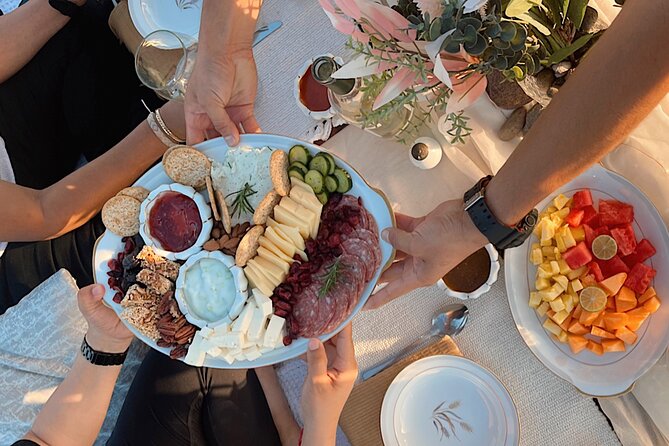 Romantic Picnic by the beach - Customizable Options to Elevate Your Picnic