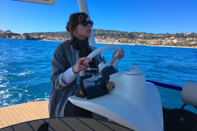 Romantic Private Tour for 2 plus guide on your own Solar Powered Boat - Why This Tour Stands Out for Romantic Getaways