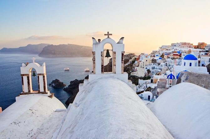 Romantic Sunset Catamaran Caldera Cruise incl. Meal & Drinks - Discover the Romantic Sunset Catamaran Caldera Cruise in Santorini