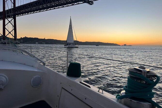 Romantic Sunset Sailing Experience in Lisbon - The Evening Atmosphere and Sunset Toast