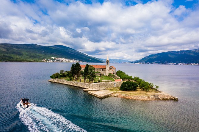 Romantic Sunset Tour in Boka Bay by Speedboat - Comparing to Other Tours in Boka Bay