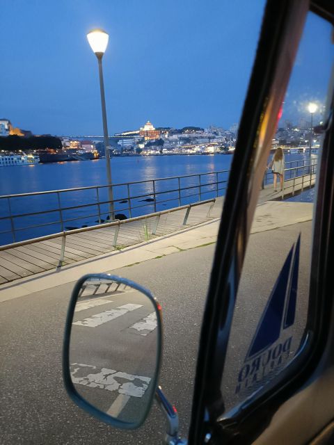 Romantic Tour on a Luxury Sailboat with Vintage Transfer 4H - Exploring Gaia’s Riverside Landmarks and the Capela do Senhor da Pedra