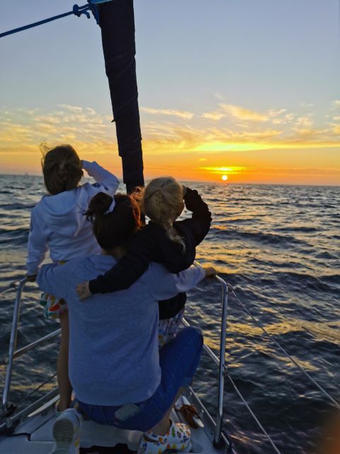 Romantic Tour on a Luxury Sailboat with Vintage Transfer 4H - Additional Inclusions and Exclusions