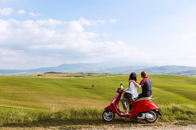 Romantic Vespa Tour and Wine Tasting - Discover the Charm of the Romantic Vespa Tour and Wine Tasting in Montepulciano