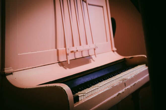 Romantic Walk in Soho - Practical Details: Group Discounts and Accessibility