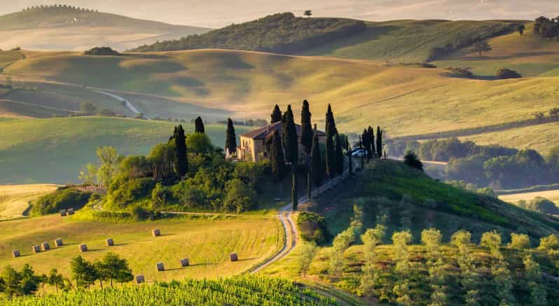 ROMANTIC WINE TOUR FOR 2 - Wine Tour in Chianti (Tuscany) - Key Points
