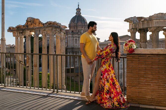 Rome: 1-Hour Private Photo Shoot for Family, Couples or Solo - High-Resolution Photos and Delivery Timeline