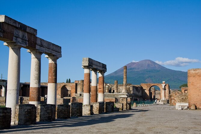 Rome Airport Transfer & Pompeii Tour to Amalfi/Ravello Viceversa - A Convenient and Enriching Transfer from Rome to the Amalfi Coast