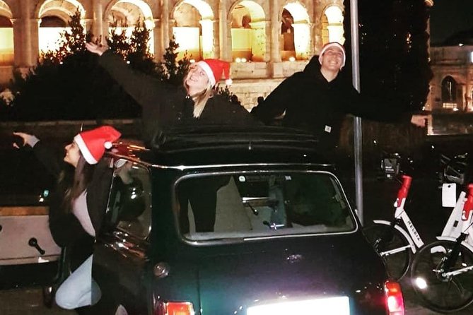 Rome Ancient tour by Night in Mini Vintage Cabriolet with drink - Piazza di Spagna and Bernini’s Fountain