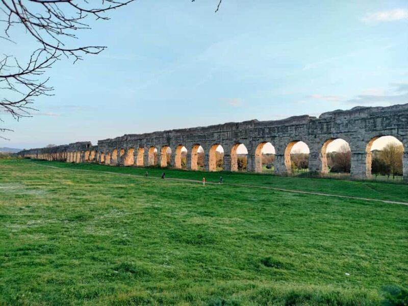 Rome and Umbria by E-Bike: Premium 5-Day Tour with Private Transfer - Traveling Comfortably from Rome to the Green Heart of Umbria