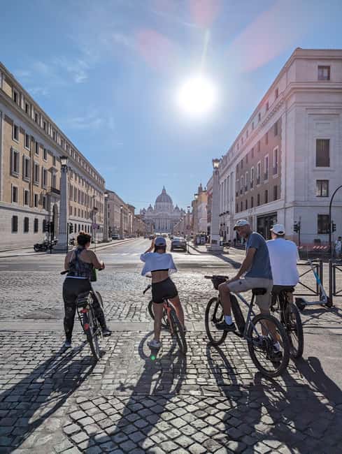 Rome and Umbria by E-Bike: Premium 5-Day Tour with Private Transfer - The Village of Flowers: Spello’s Charm and Urban Trekking