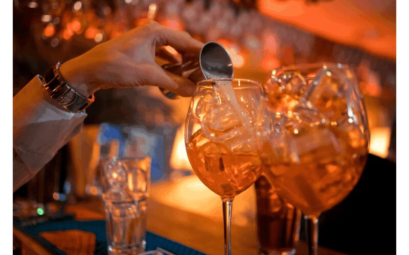 Rome: Aperitif At Sunset And Trastevere Walking Tour - Key Points