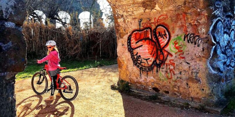 Rome: Appian Way & Catacomb Sunset E-bike Tour, Food & Drink - Key Points