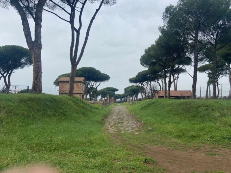 Rome: Appian Way Guided Tour on E-Bike with italian Aperitif - Visiting Iconic Roman Landmarks Along the Route