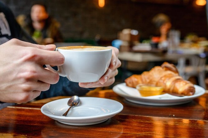 Rome at Sunrise Walking Tour: Pantheon Trevi Fountain & Breakfast - Visiting Iconic Landmarks: Pantheon, Trevi Fountain & More