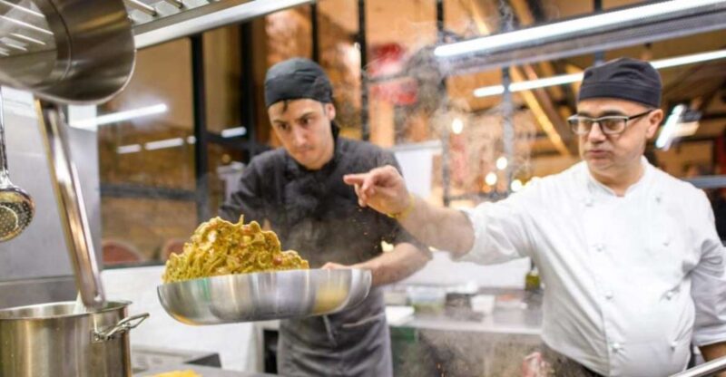 Rome: Authentic Roman Restaurant Dining Experience & Wine - Discover Il Segreto: A Traditional Roman Restaurant in Prati