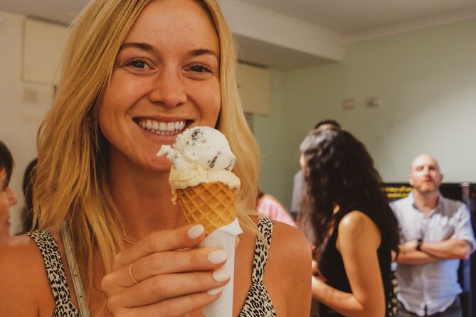 Rome: Award Winning Trastevere Small Group Food Tour with Wine - The Experience of the Guides