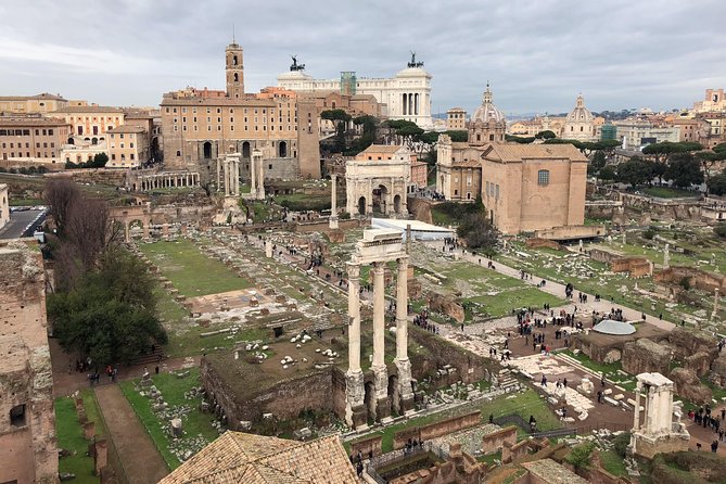 Rome by Night (2hrs) private and customizable tour - Strolling the Spanish Steps at Night