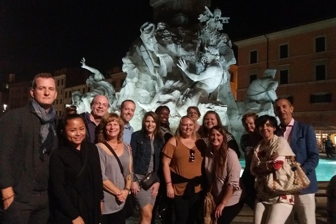 Rome by Night Walking tour Including Piazza Navona Pantheon and Trevi Fountain - Discovering the Column of Marcus Aurelius at Piazza Colonna