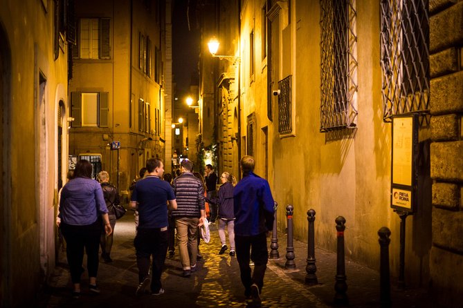 Rome by Night Walking Tour - Legends & Criminal Stories - Thematic Focus on Rome’s Dark History