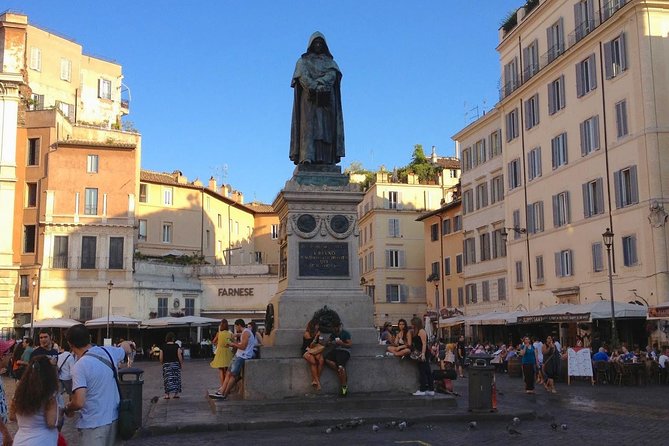 Rome: Campo de' Fiori, Trastevere and Jewish Ghetto Private Tour - Visiting the Basilica of Santa Maria in Trastevere and Its Ancient Fountains