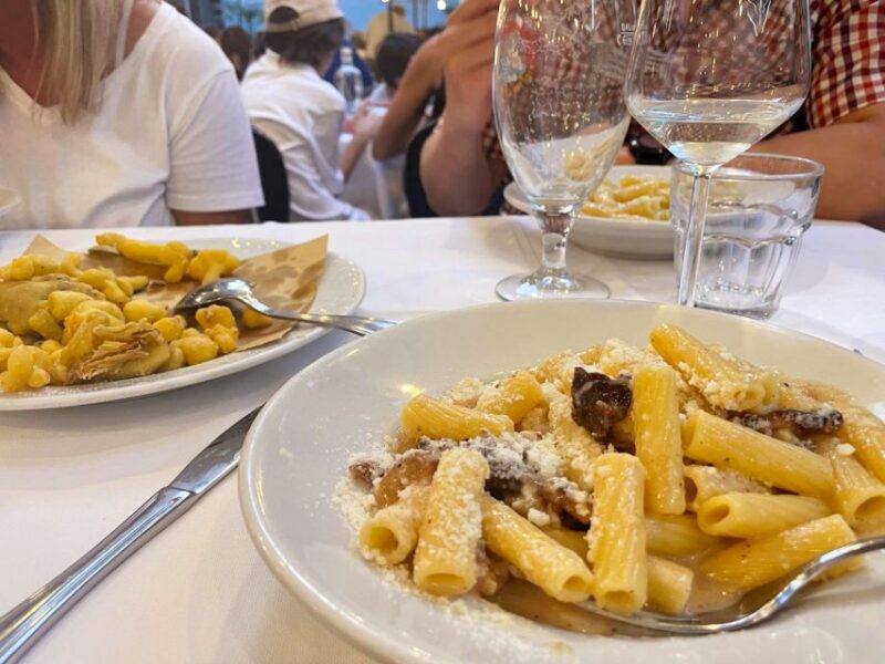 Rome: Cannondale E-Bike Evening Tour with Optional Dinner - Navigating Rome’s Historic Streets Safely