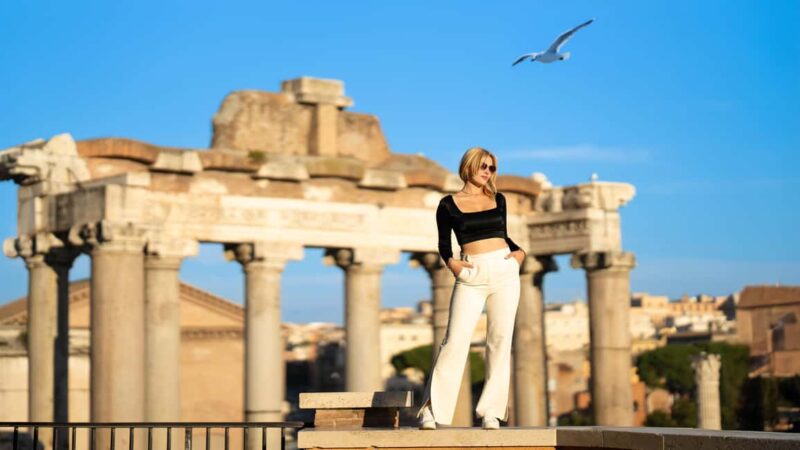 Rome: Capitoline Hill Photoshoot - Private session - Experience the Privacy and Personalised Touch of a Rome Photoshoot