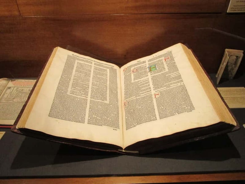 Rome: Capuchin Crypts Skip-the-Line Ticket and Tour - Key Points