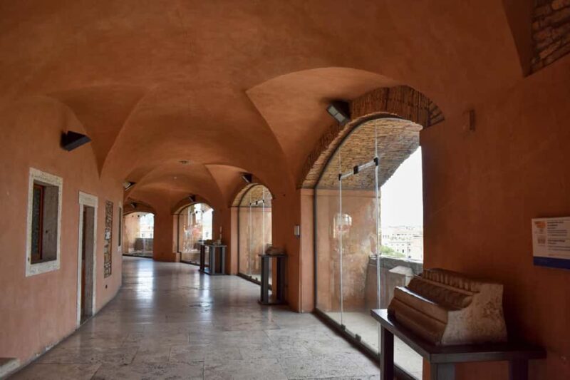 Rome: Castel Sant'Angelo Entry Ticket & Audio App - Discover the Renaissance Frescoes and Decorated Baths