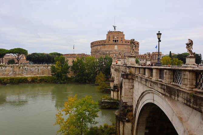 Rome: Castel Sant'Angelo Guided Tour - Climbing to the Rooftop Terrace for Panoramic Views