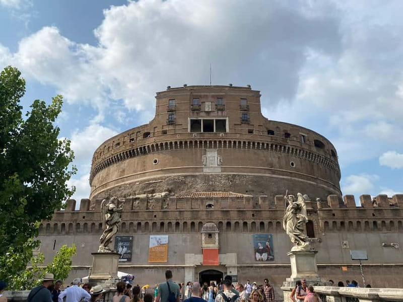 Rome: Castle Sant'Angelo Ticket w/ audioguide option - The Experience Inside Castel SantAngelo