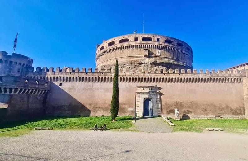 Rome: Castle Sant'Angelo Ticket w/ audioguide option - Who Will Appreciate This Tour the Most