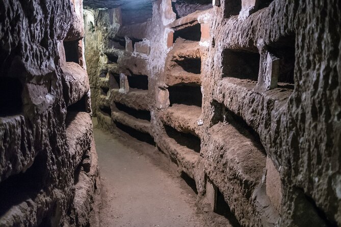 Rome: Catacombs Guided Tour with Transfer - The Role of the Audio Guide and Multilingual Guides
