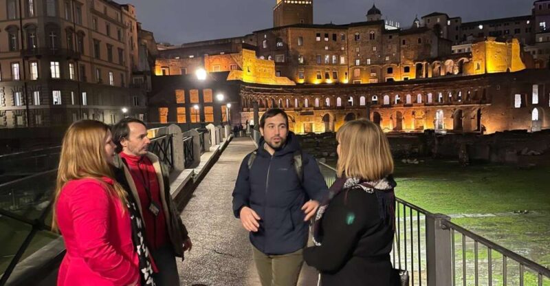 Rome: City Highlights Small Group Walking Tour by Night - Exploring the Spanish Steps and Learning Roman Tales