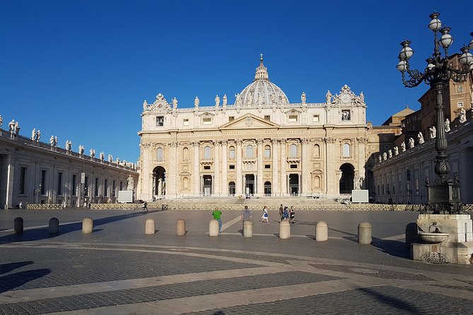 Rome: Colosseum and Vatican Museums Full Day Tour with Lunch - Accessibility, Dress Code, and Practical Tips