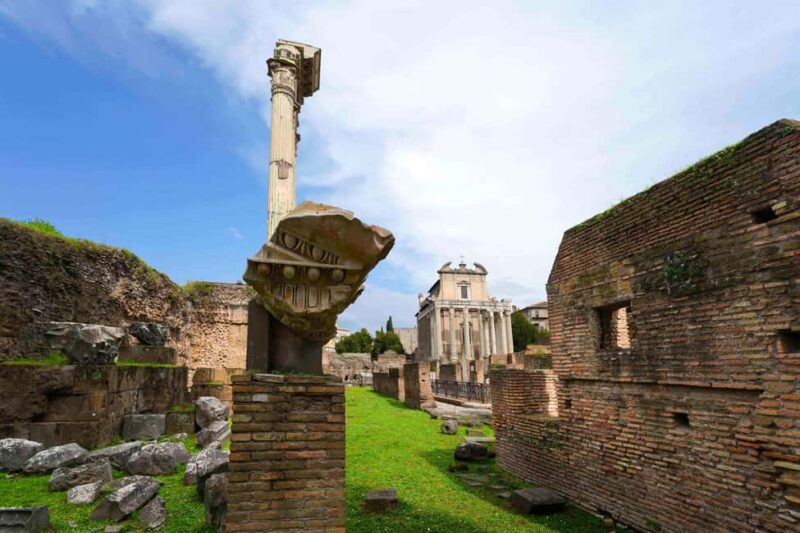 Rome: Colosseum Arena VIP Morning Tour with Coffee Max 6 Pax - What Age and Mobility Levels Are Suitable?